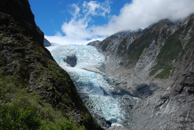 Franz Josef glacier as seen from the Roberts Point hike